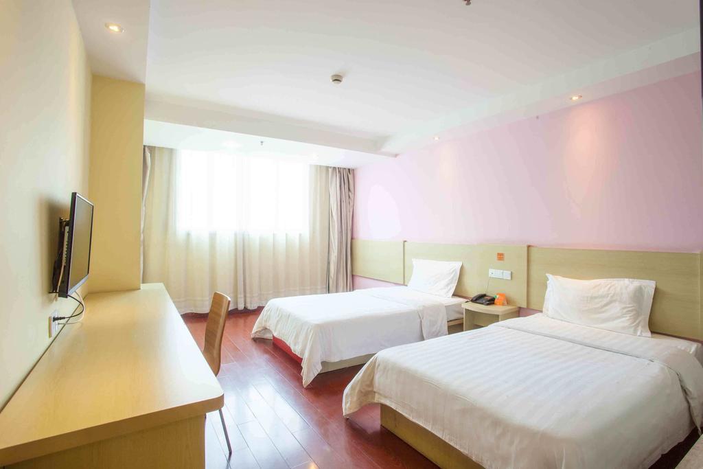 7Days Inn Jiangmen Peng Jiang Qiao North Room photo